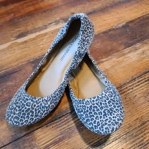 Lucky brand flats